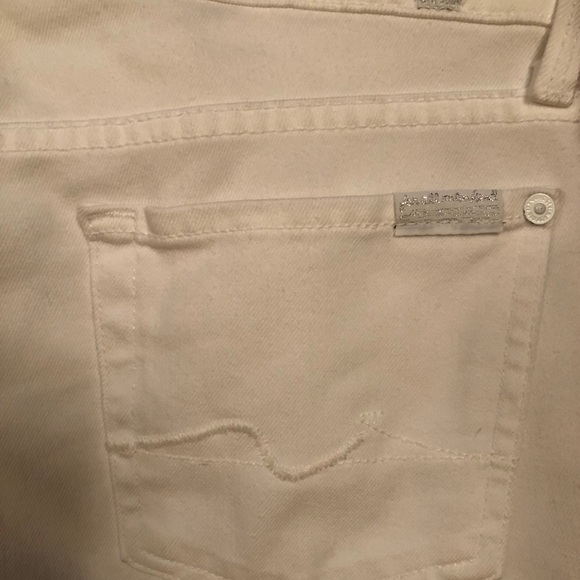 7 For All Mankind straight leg capris - Picture 4 of 6